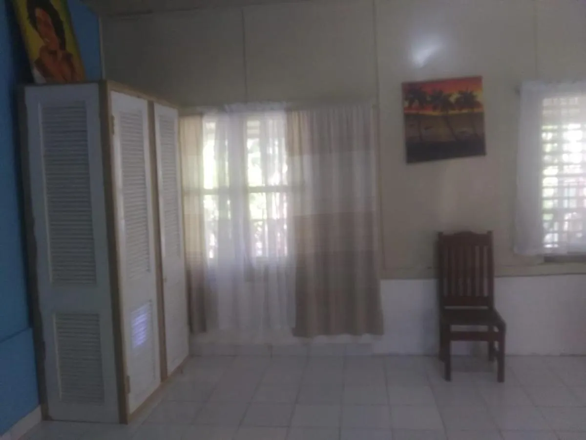 度假居 Moves Rasta Cottage 内格里尔